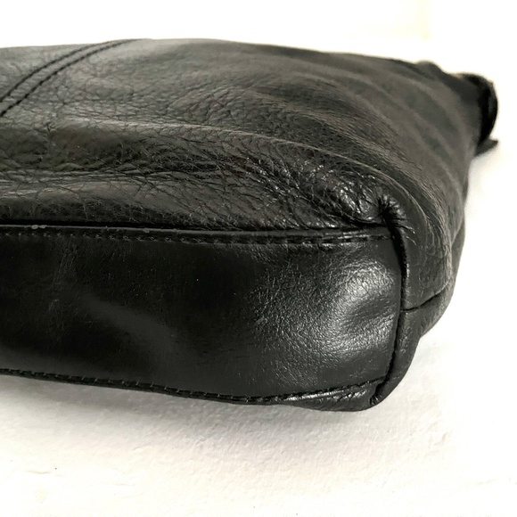 🔥🔥 Tommy Hilfiger Black Genuine Leather Handbag Cross Body Style - Picture 7 of 16